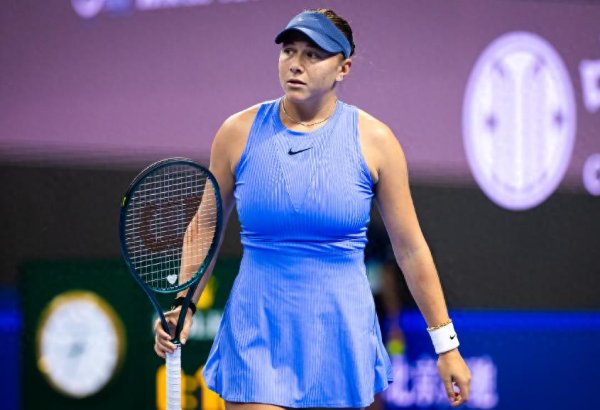 创高网 首进中网八强! 阿尼西莫娃2-1逆转上届亚军穆霍娃 获赛季第40胜